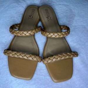 Braid strap sandals